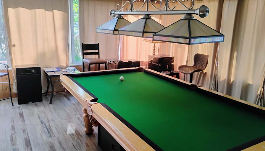 luc martel's room