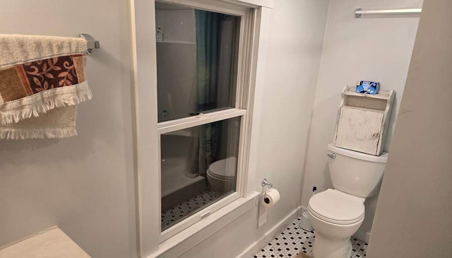 THOMAS RICHARD MORROW's room