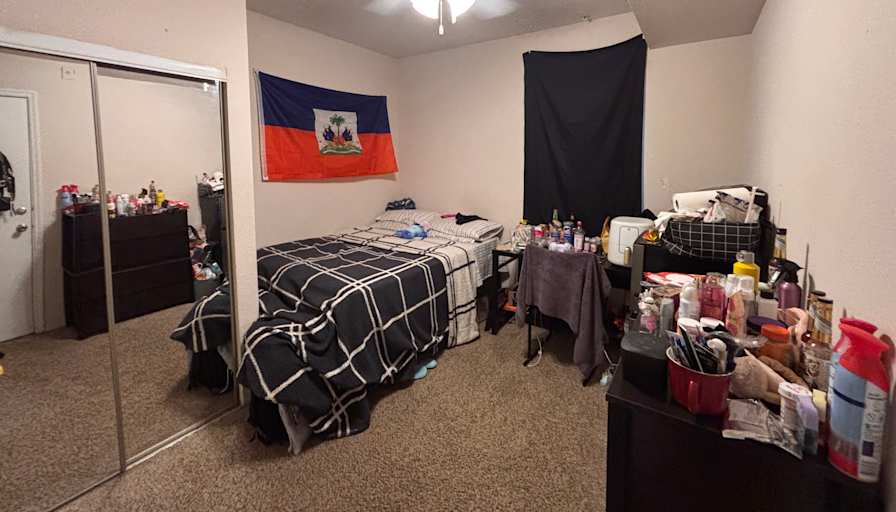 Medge's room