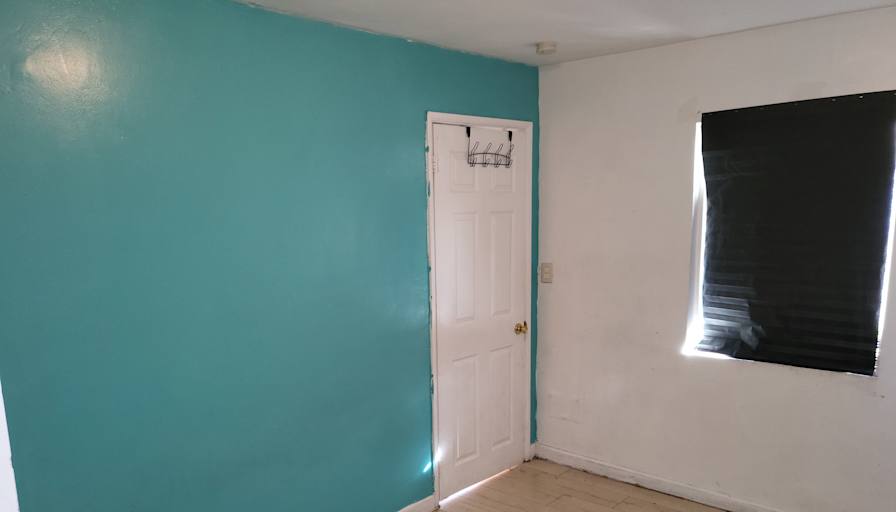 Mario Galvan's room
