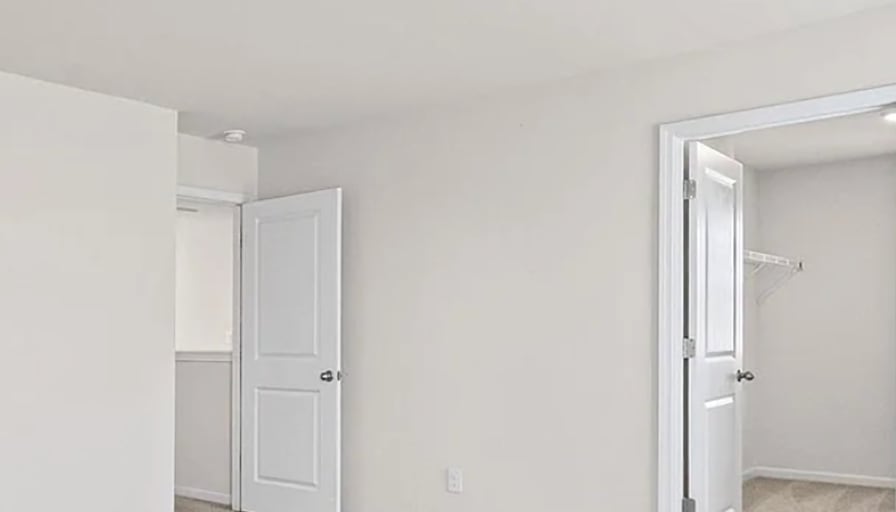 NeeNee's room