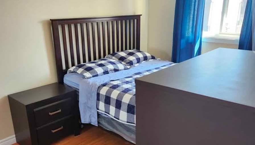 Lou's room
