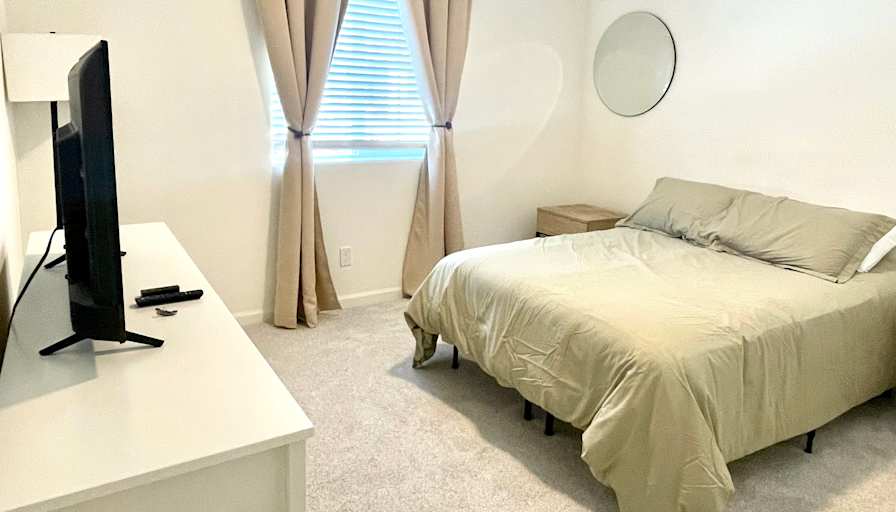 Clovis's room