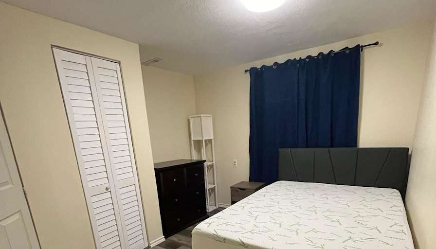 Maureen's room