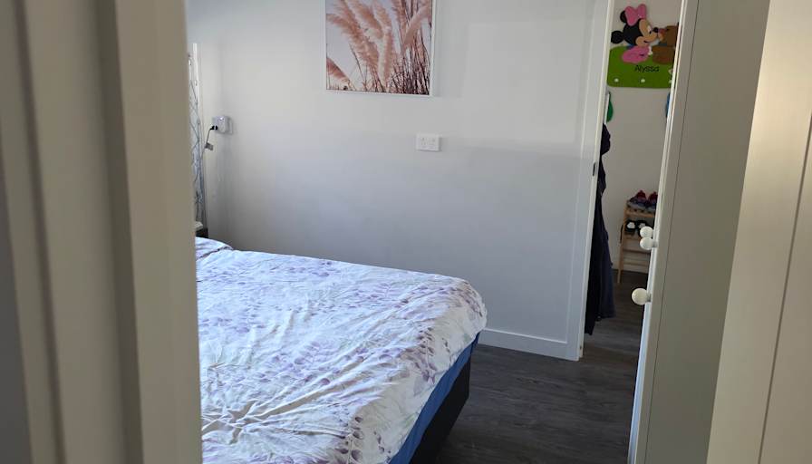Sandro's room