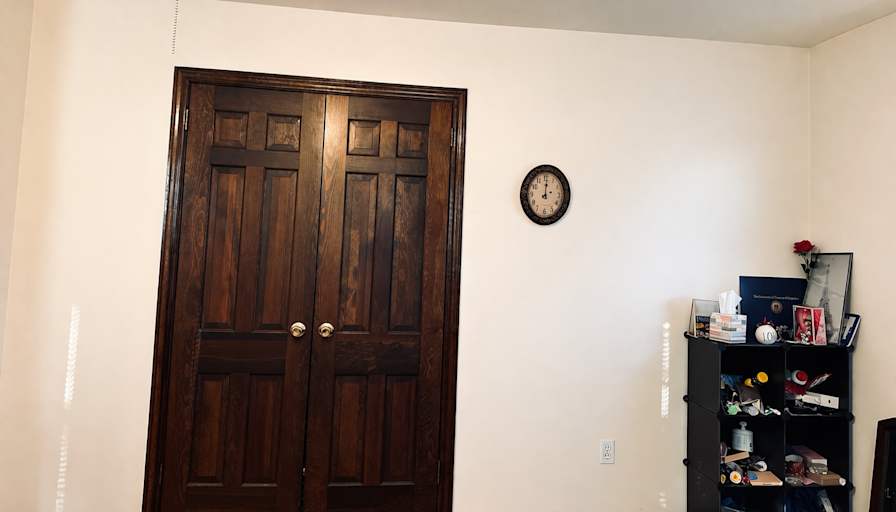 Om Waghela's room