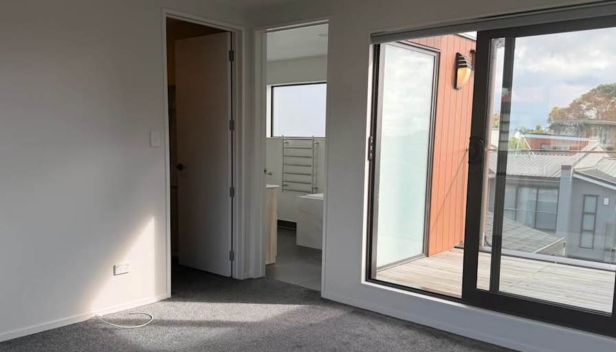 Daniella Bacunawa's room