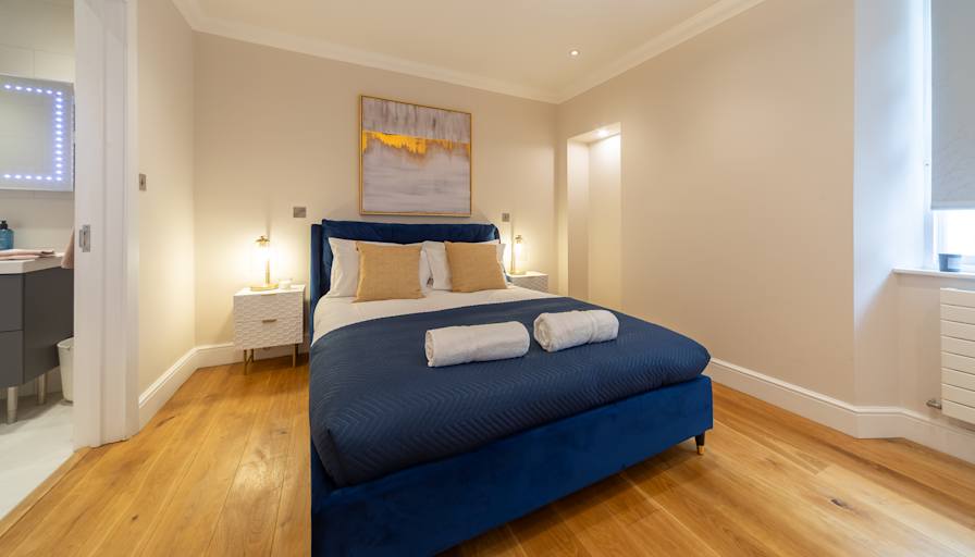 SSB Properties Management's room