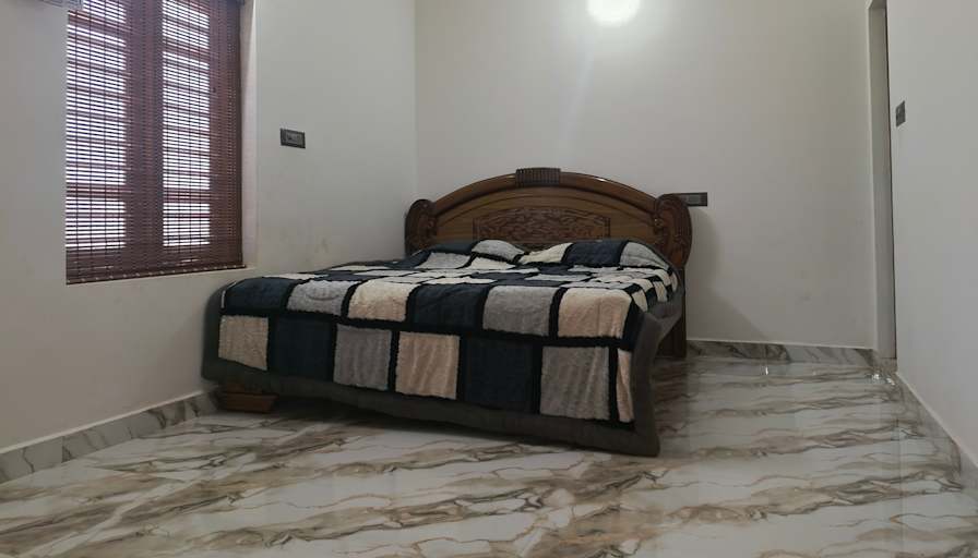 TARAKARAMA's room