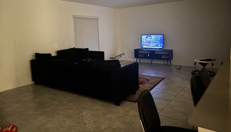 Trista Montenegro's room