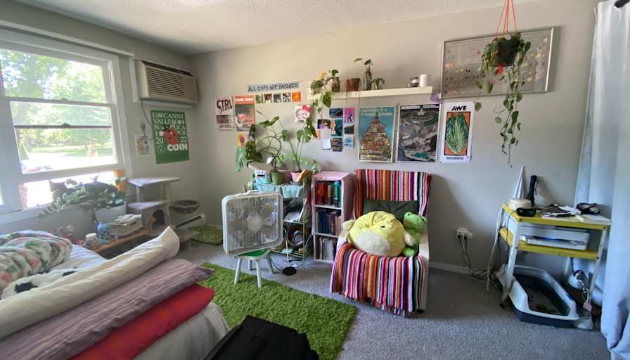 Gina's room