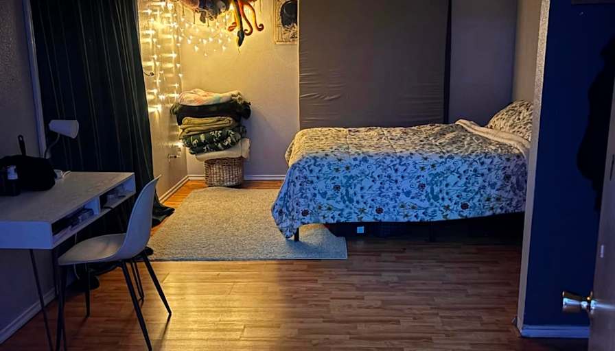 Calum's room