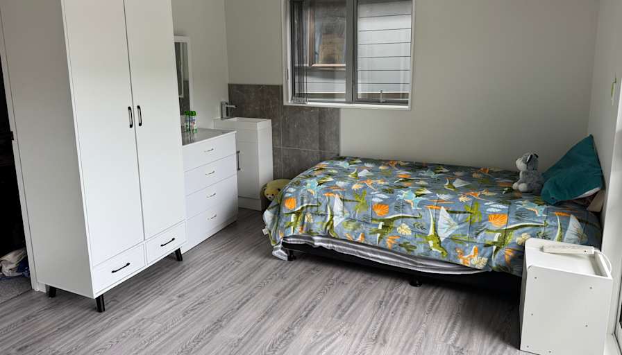 Shynal's room