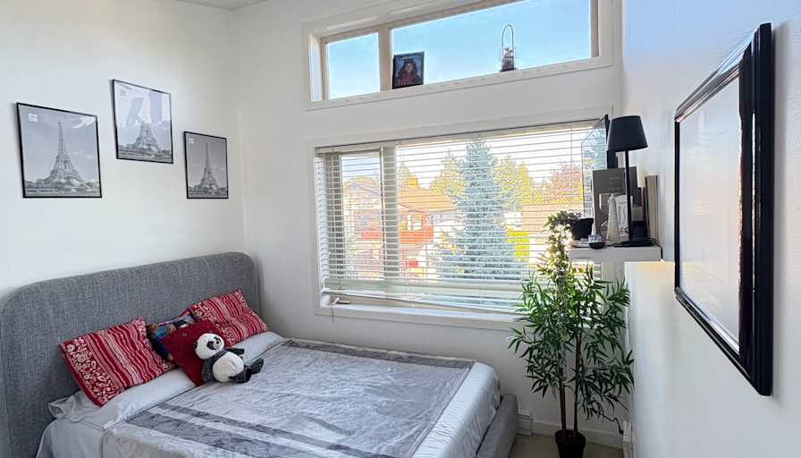 Oyedele's room