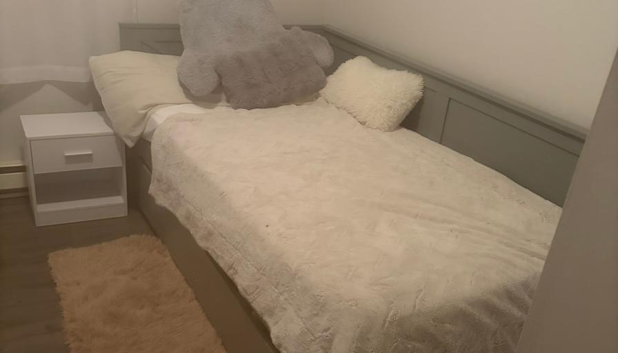 Kim B's room