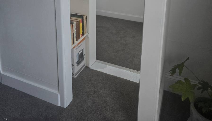 Thomas's room