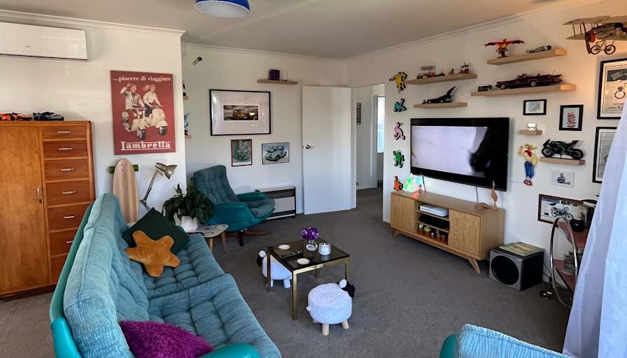 Jennifer Williams's room