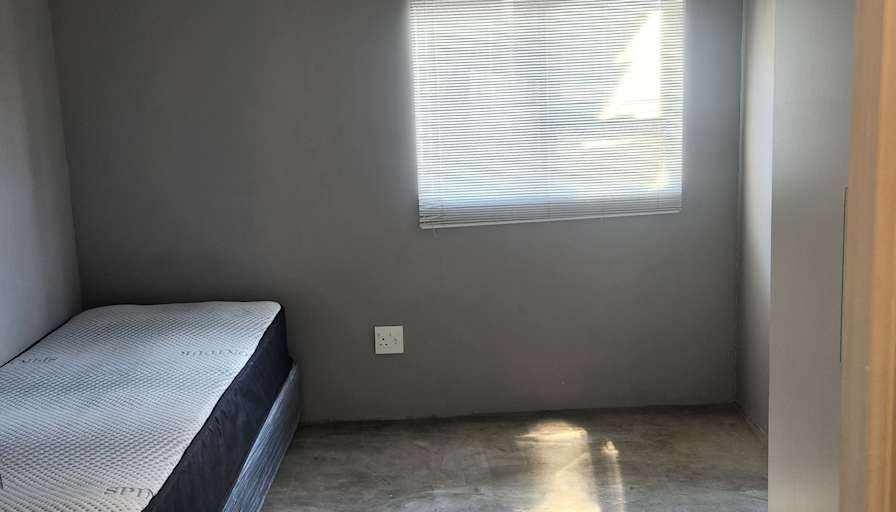 Abdurahgmaan's room