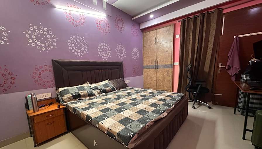 Abhay Garg's room
