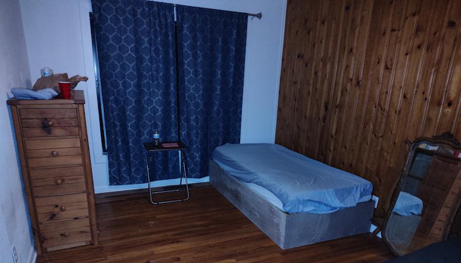 Brian D'Auria's room