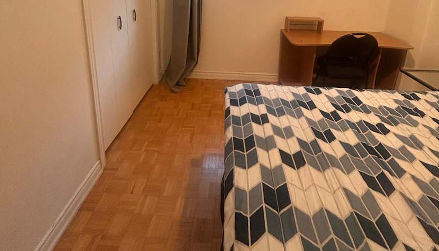 Kanu's room