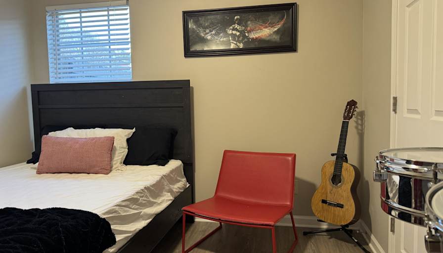 PadSplit's room