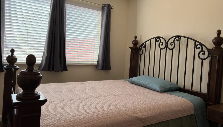 Jasmine's room