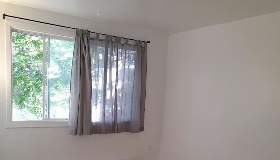 Olivia's room