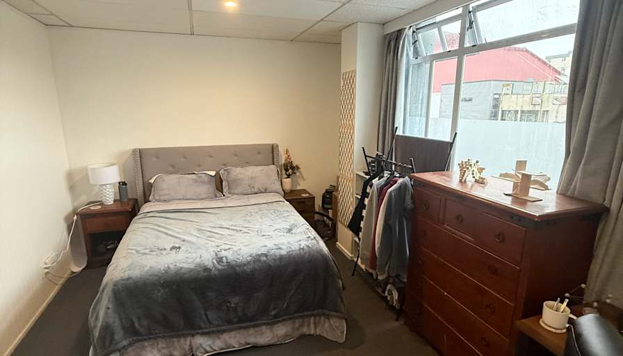 Andrew Manson's room