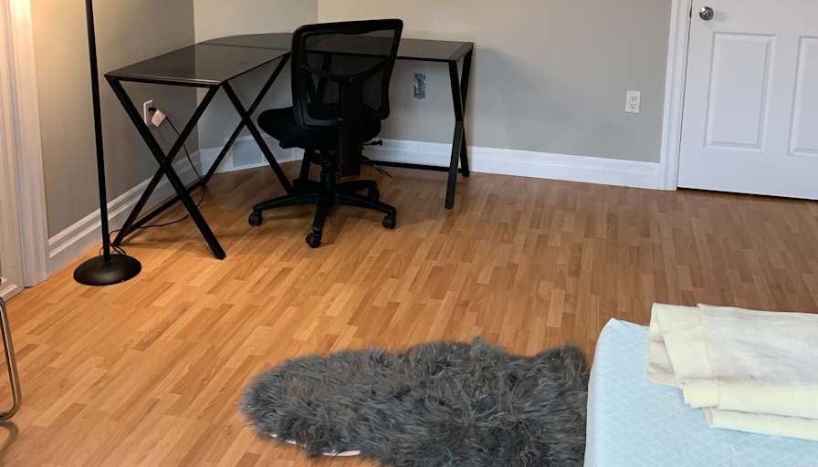 FW Corp.'s room