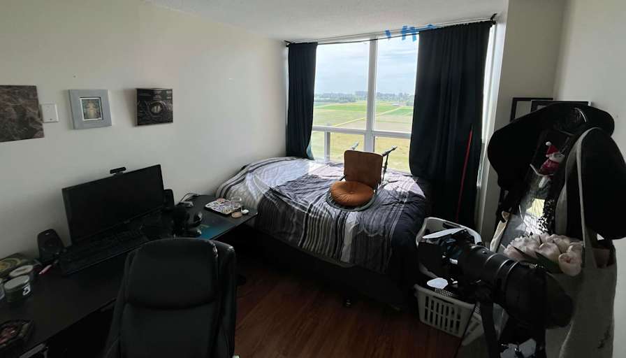 Valerie's room