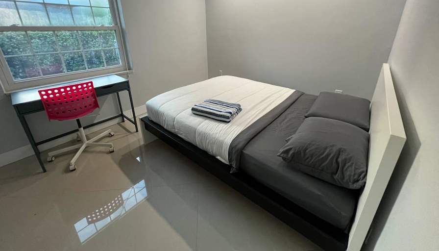 PadSplit's room