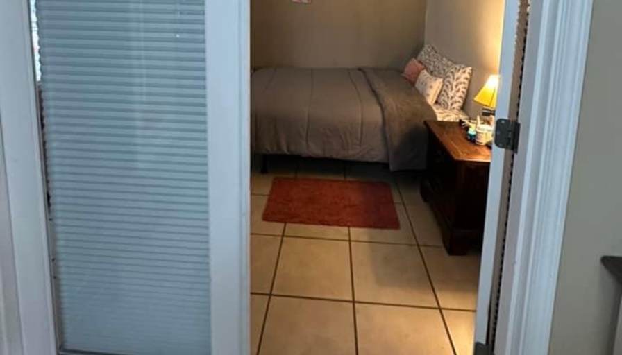 Vale's room