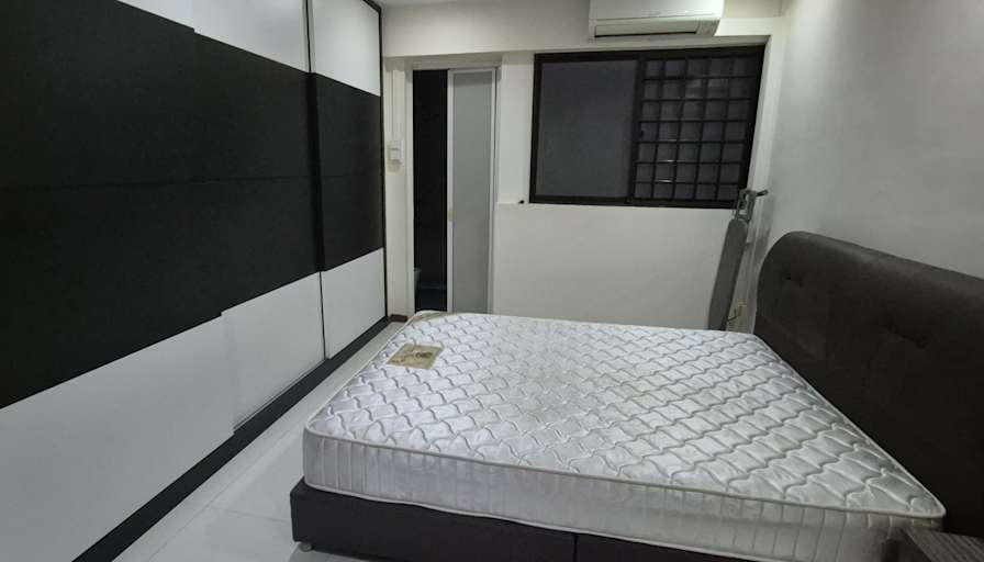 GJ's room