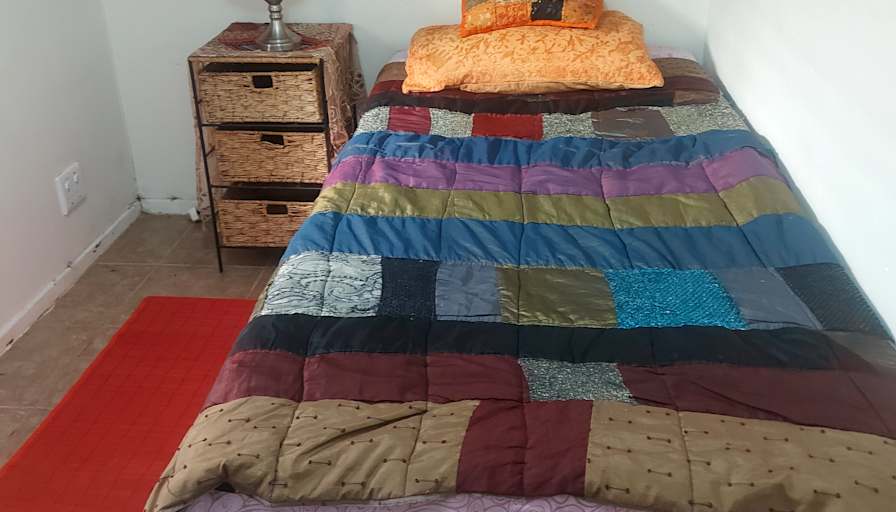 Lynn Farrell's room