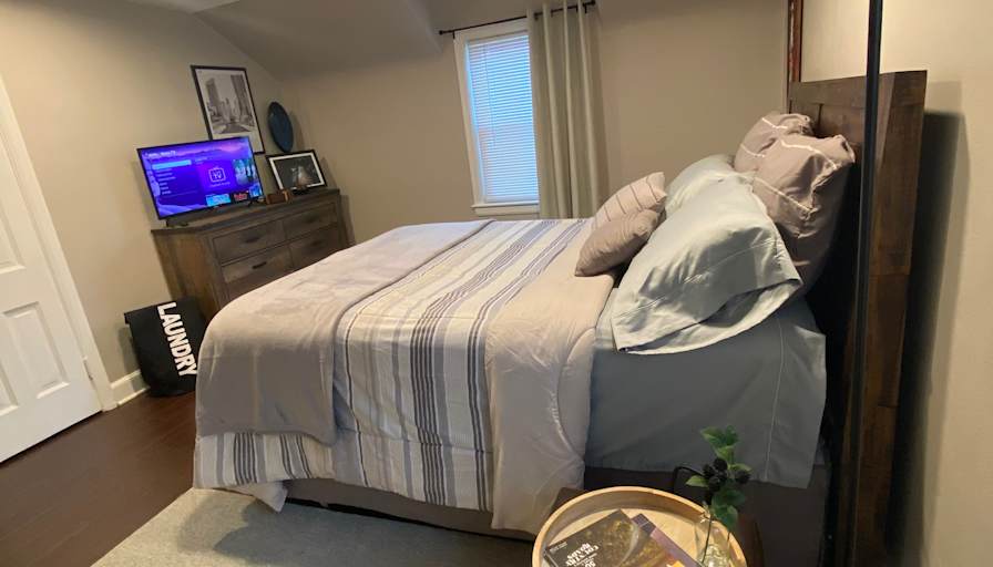 Anita's room