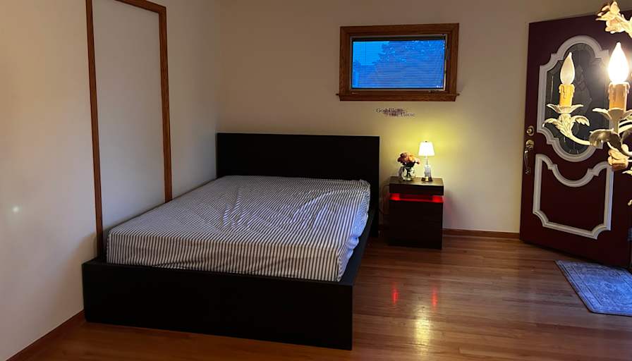 Devan's room