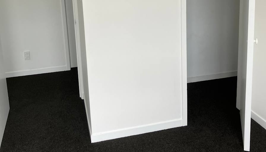 Tom's room