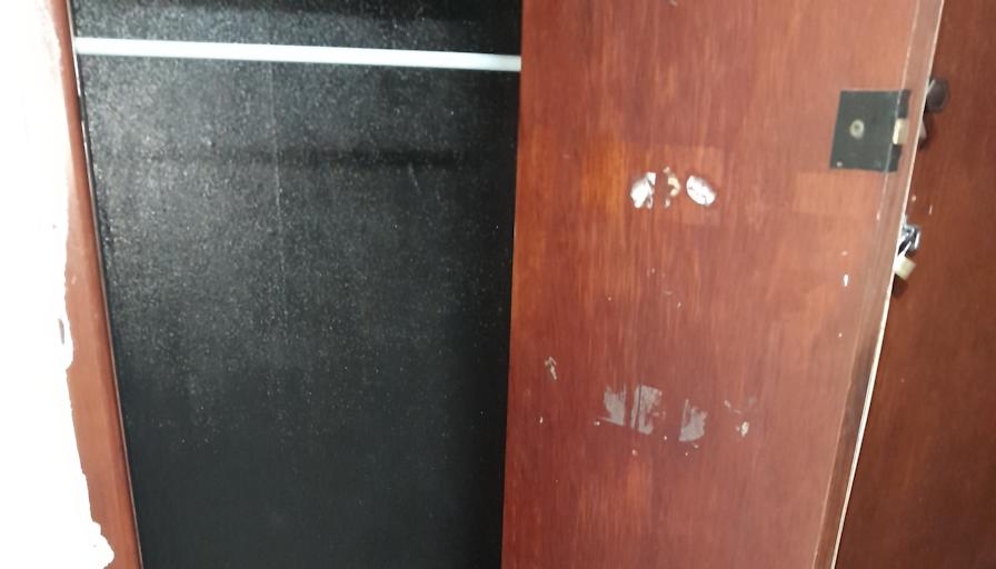 nisim's room