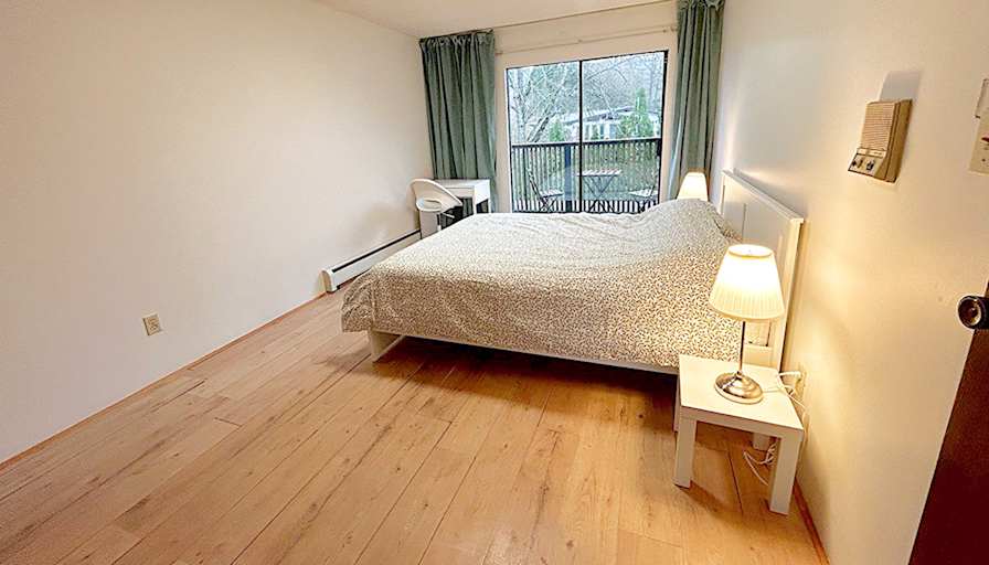 Shirin's room