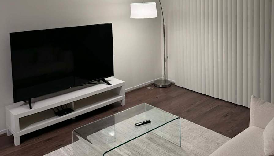 Maximilian Lee's room