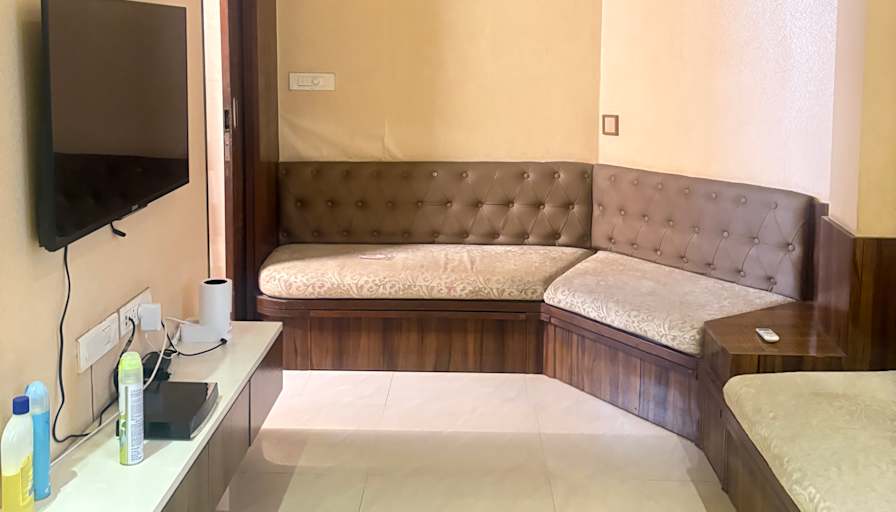 samriddhi's room