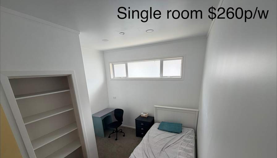 Mai's room