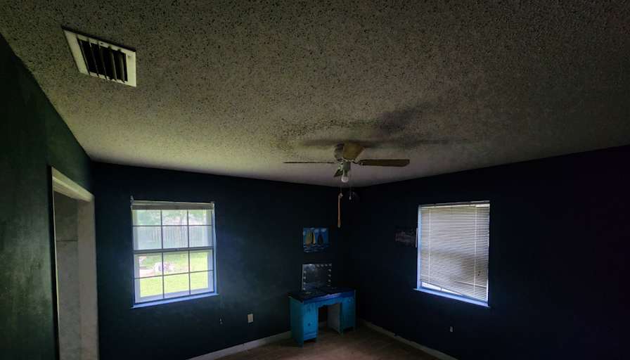 Julious's room