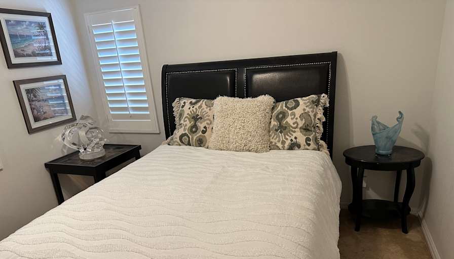 Yolanda's room
