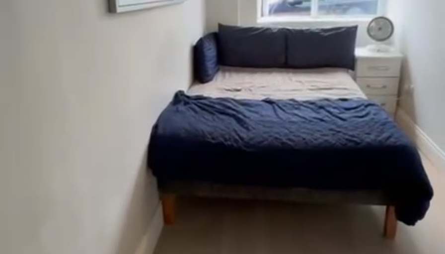 Zhanabay's room