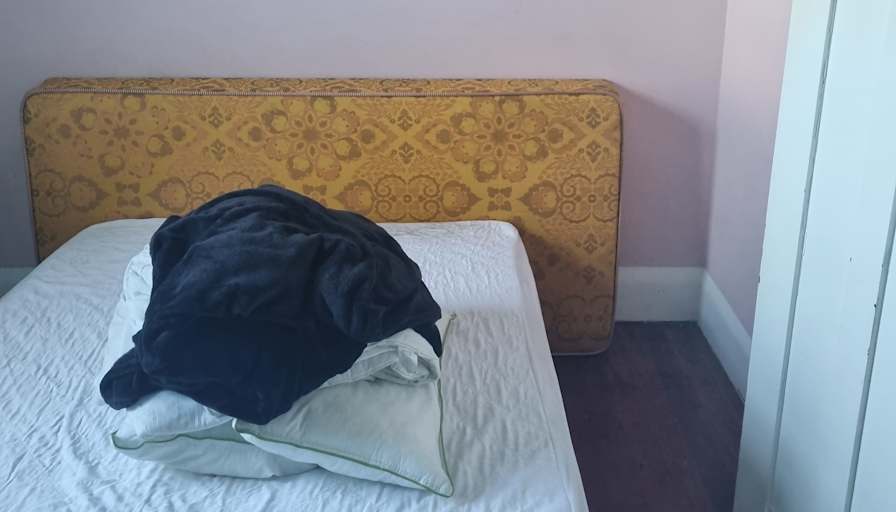 Dallas Stirling's room