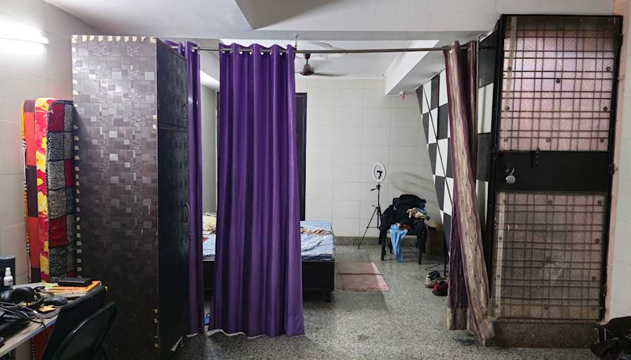 Rohit Varshney's room