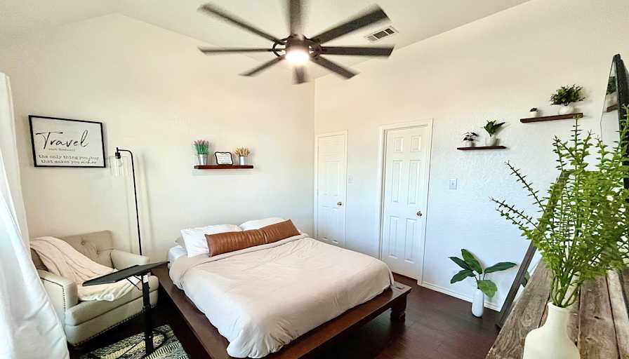 House of Stokes's room