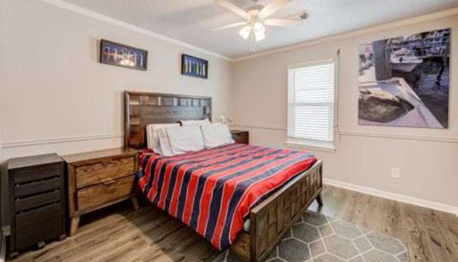 Travis's room